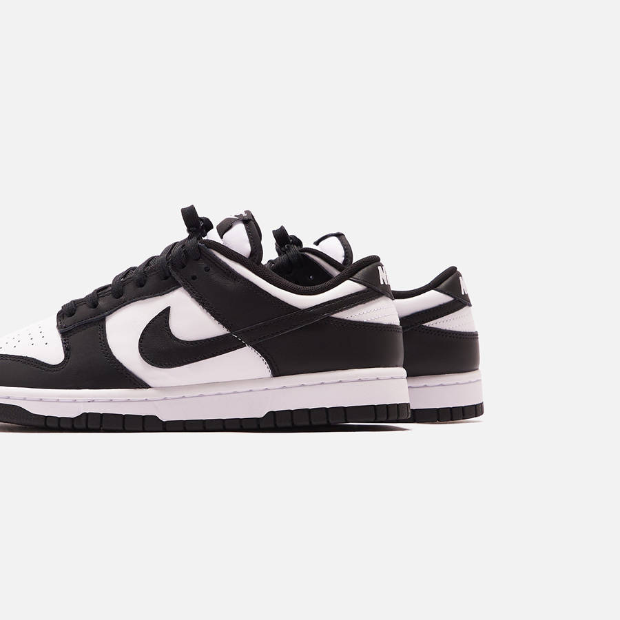 White / Black Women Kith Nike Dunk Low Retro Shoes | 4370-CZPUY