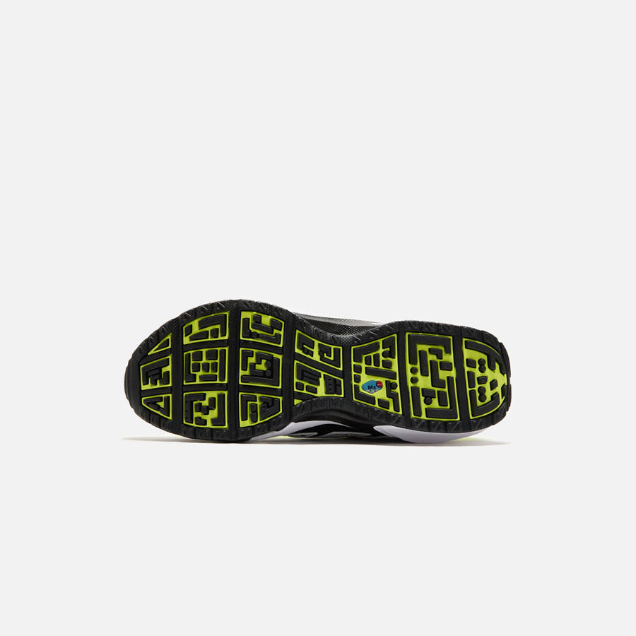 White / Black Women Kith Nike WMNS Air Max SNDR Sneakers | 9036-UAORT