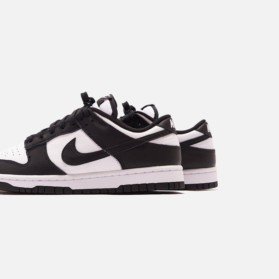 White / Black Women Kith Nike WMNS Dunk Low Shoes | 9271-BJZSR