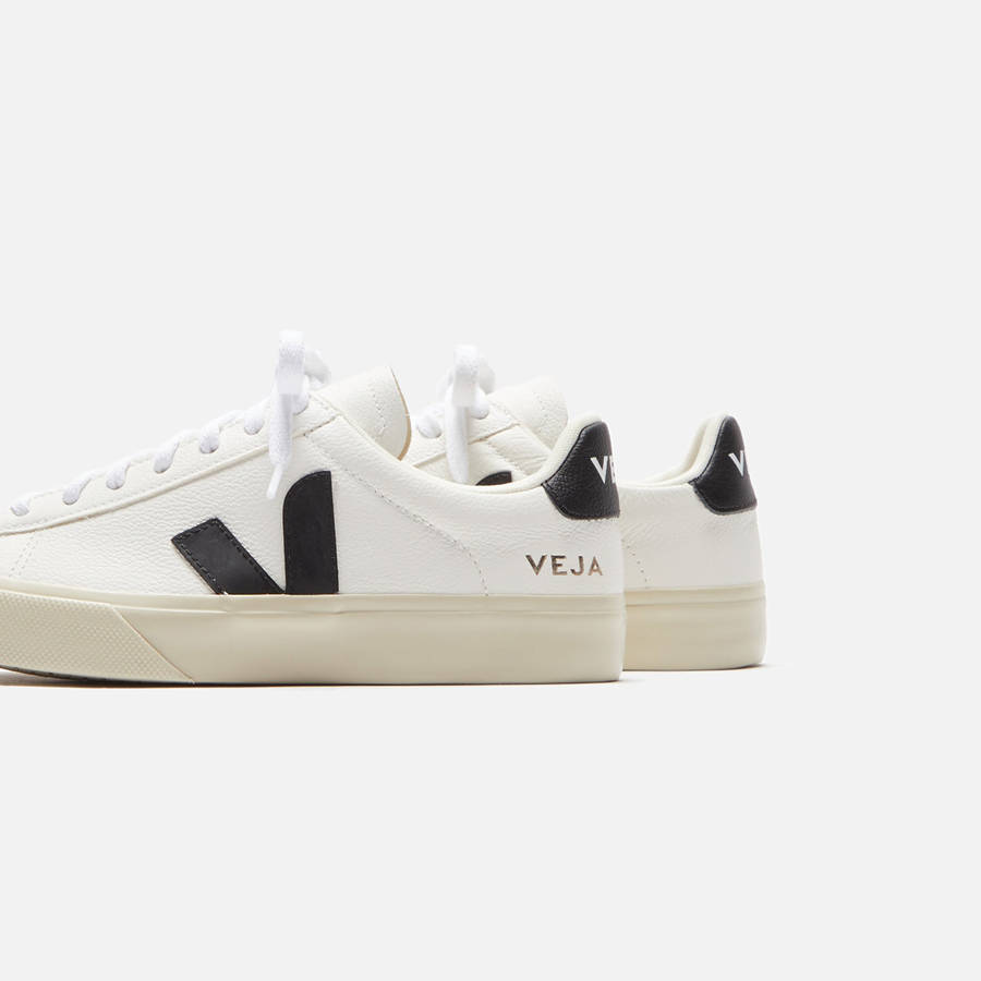 White / Black Women Kith Veja WMNS Campo Sneakers | 3028-ENGIB