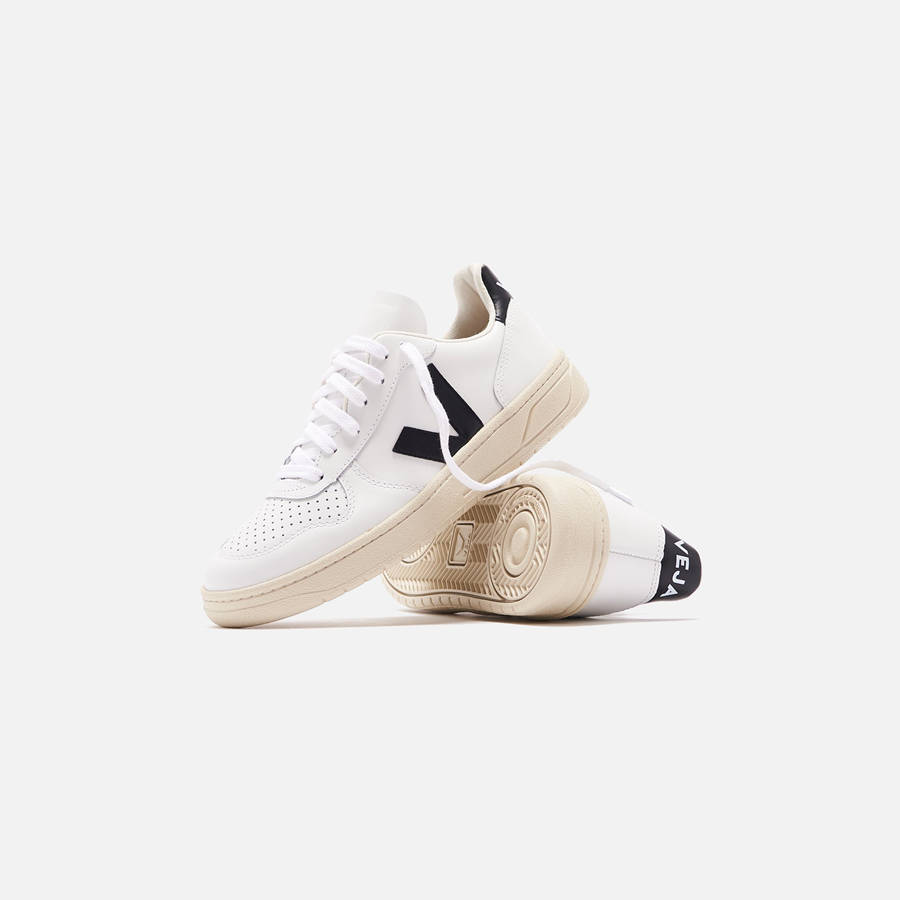 White / Black Women Kith Veja WMNS V-10 Sneakers | 9624-TOBHN