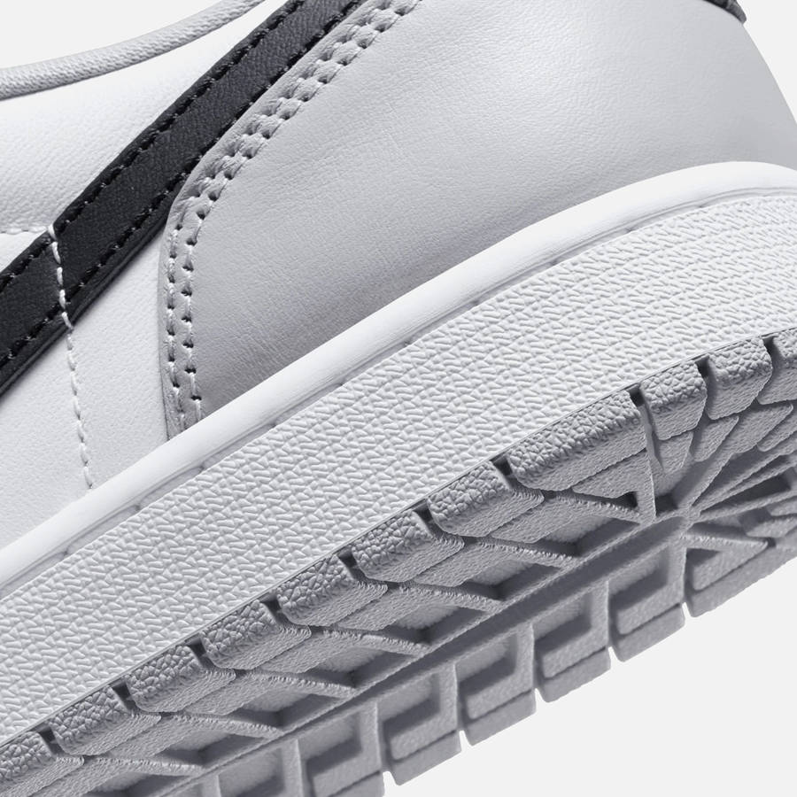 White / Black / Grey Men Kith Nike Air Jordan 1 Low Sneakers | 6234-GOJAX