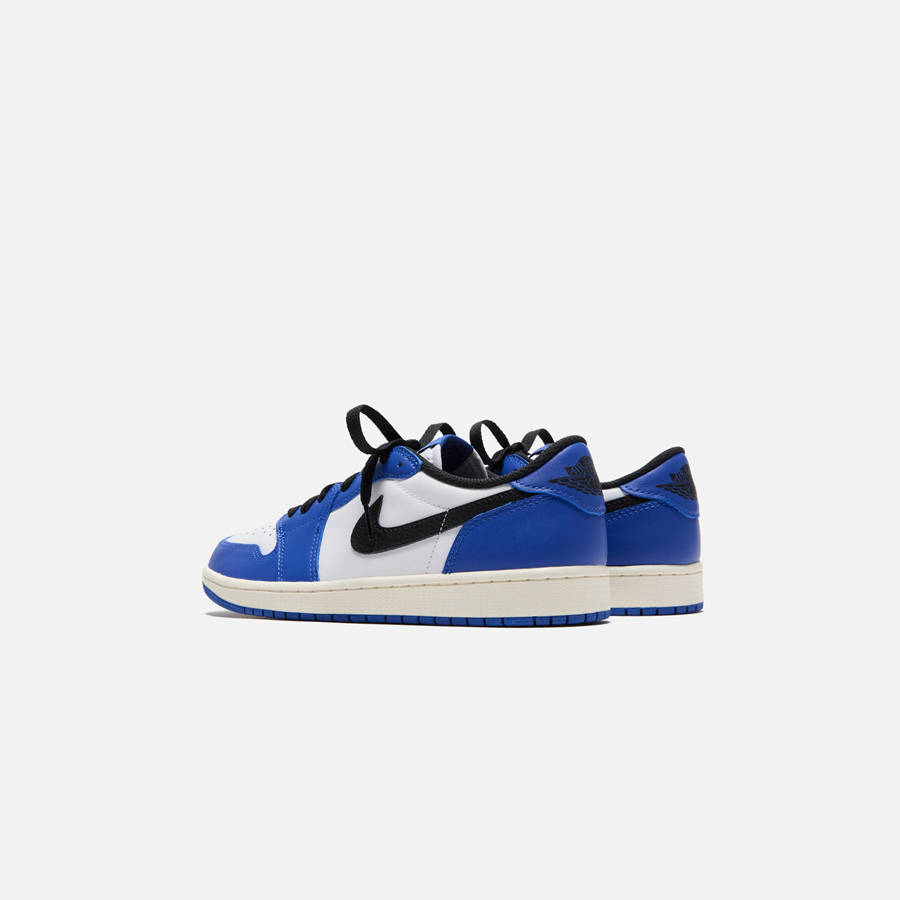 White / Black / Royal Men Kith Jordan Air Jordan 1 Low OG Sneakers | 6425-ORMHG
