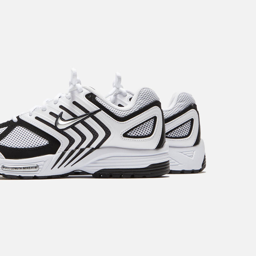 White / Black / Silver Women Kith Nike Air Pegasus 2K5 Sneakers | 9572-BHEUG