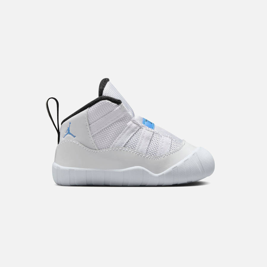White / Blue / Black Kids' Kith Jordan Crib Bootie Air Jordan 11 Retro Sneakers | 5760-CHDVL
