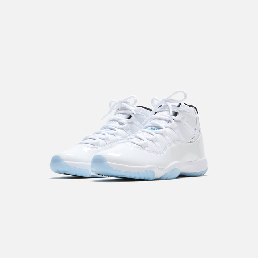 White / Blue / Black Men Kith Jordan Air Jordan 11 Retro Sneakers | 9651-ZCTKL