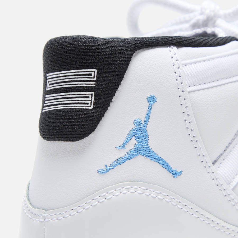 White / Blue / Black Men Kith Jordan Air Jordan 11 Retro Sneakers | 9651-ZCTKL