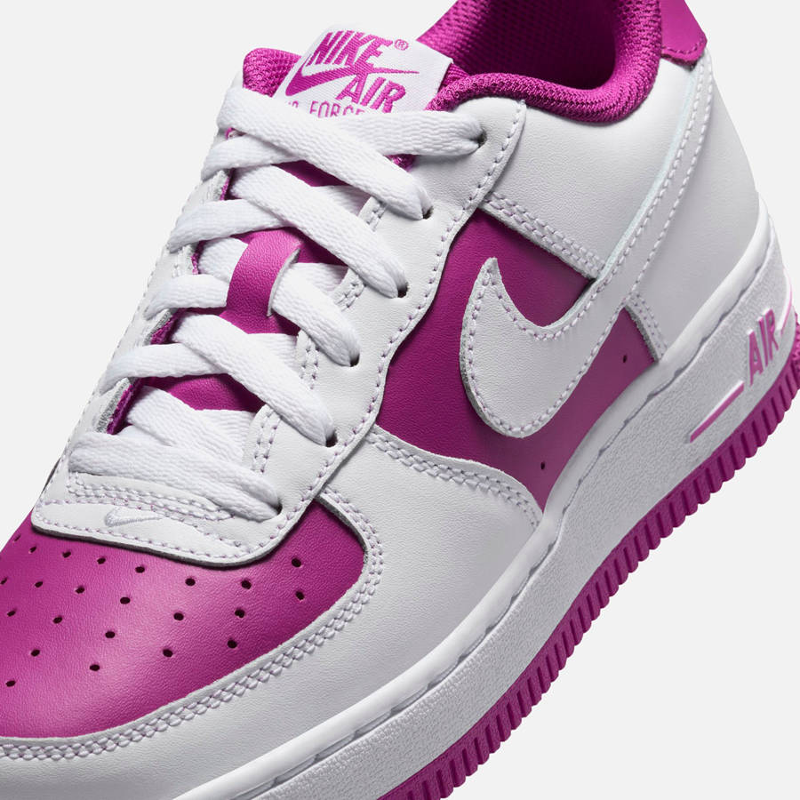 White / Fuchsia Kids' Kith Nike GS Air Force 1 Sneakers | 4890-XADEV