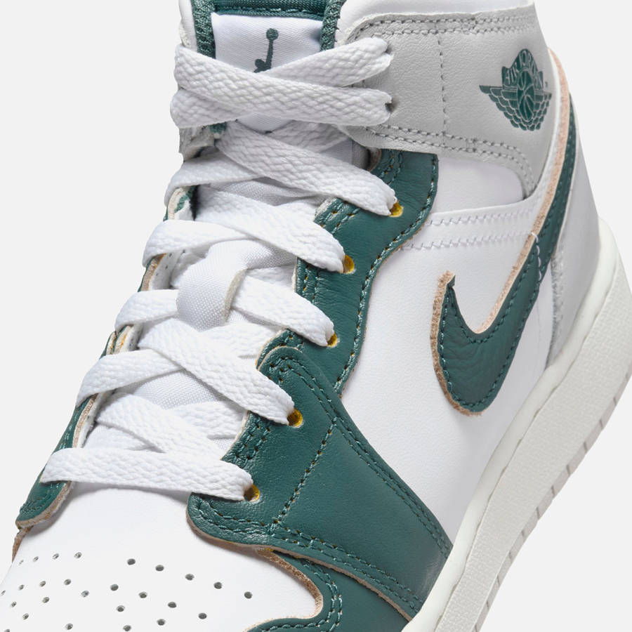 White / Green Kids' Kith Jordan GS Air Jordan 1 Mid SE Sneakers | 7361-CELPD
