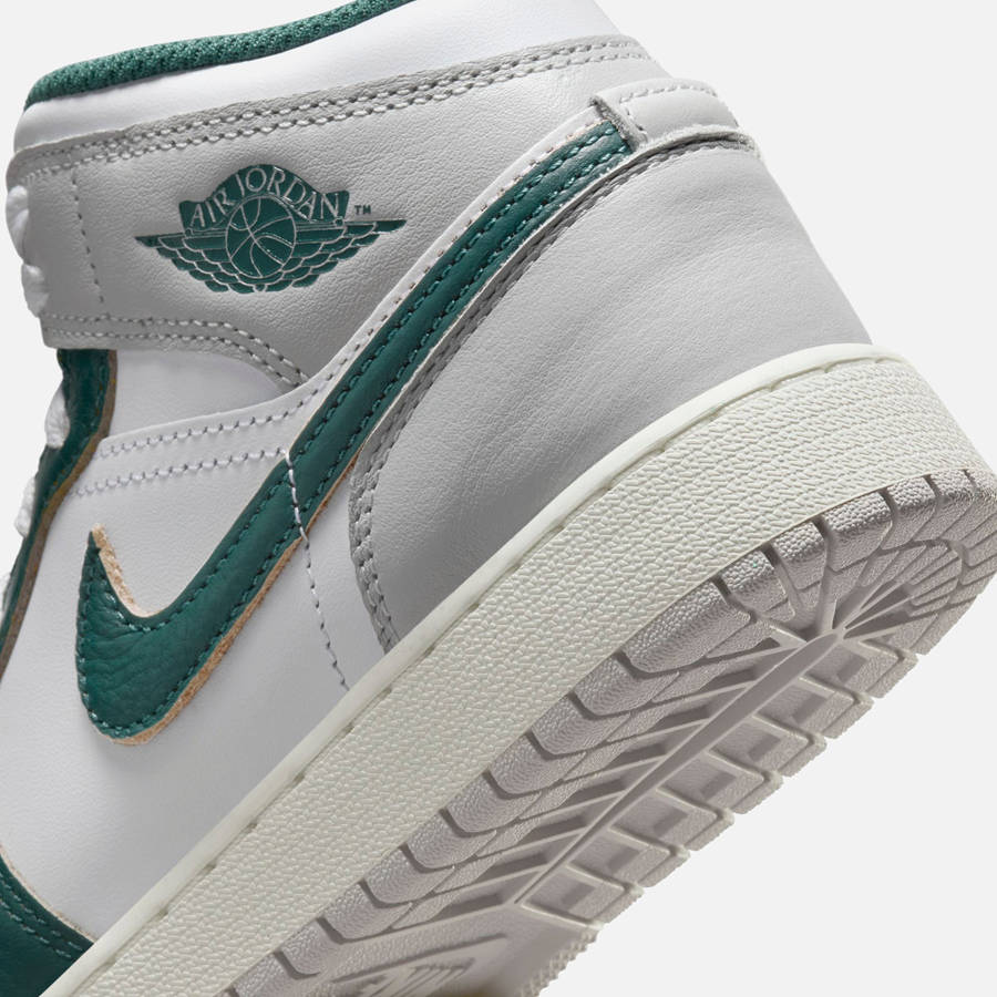 White / Green Kids' Kith Jordan GS Air Jordan 1 Mid SE Sneakers | 7361-CELPD