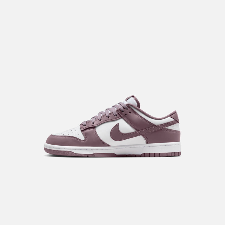 White / Grey Brown Grey / White Men Kith Nike Dunk Low Retro Sneakers | 3024-CGFSR