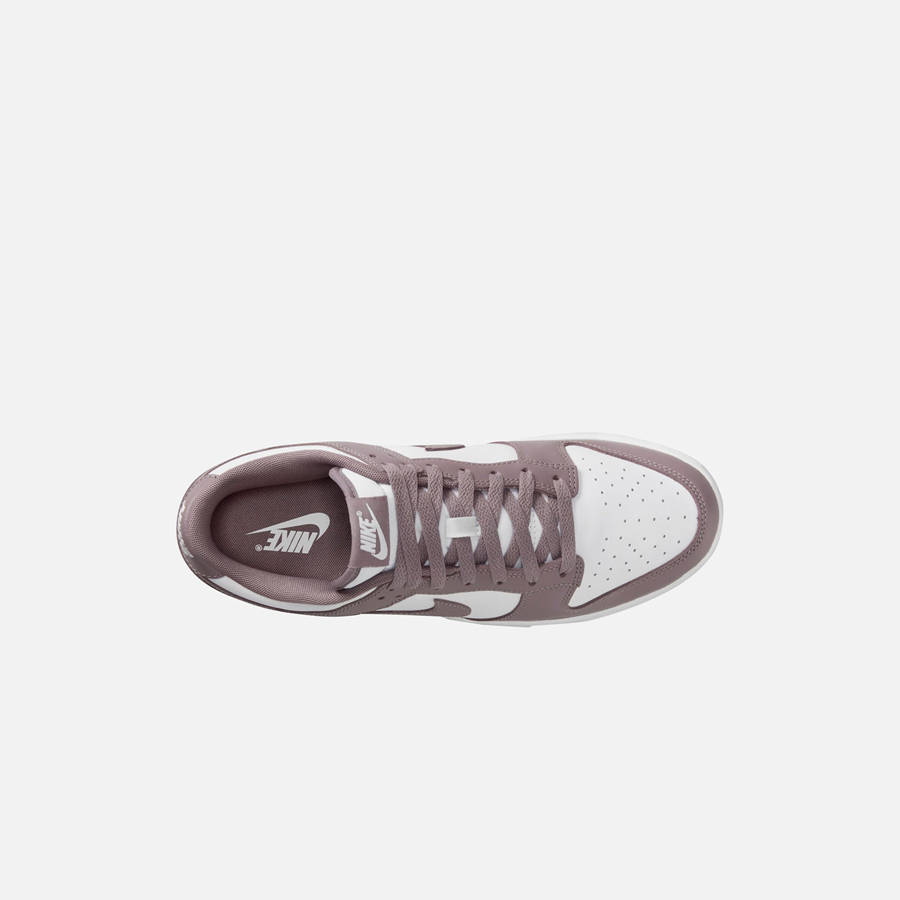 White / Grey Brown Grey / White Men Kith Nike Dunk Low Retro Sneakers | 3024-CGFSR