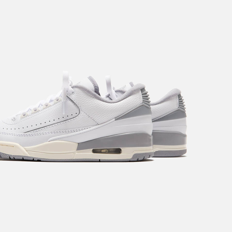 White / Grey Men Kith Jordan Air Jordan 2/3 Sneakers | 9613-OCMGZ