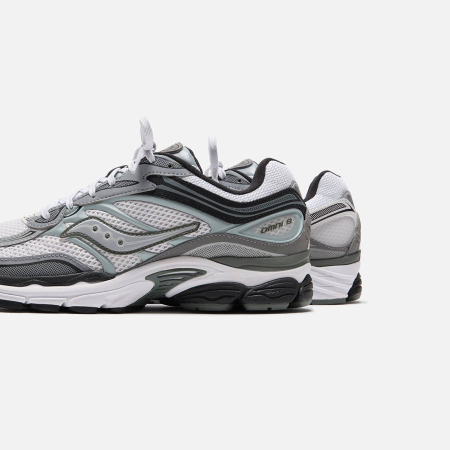 White / Grey Men Kith Saucony Progrid Omni 9 Sneakers | 8306-RBTXP