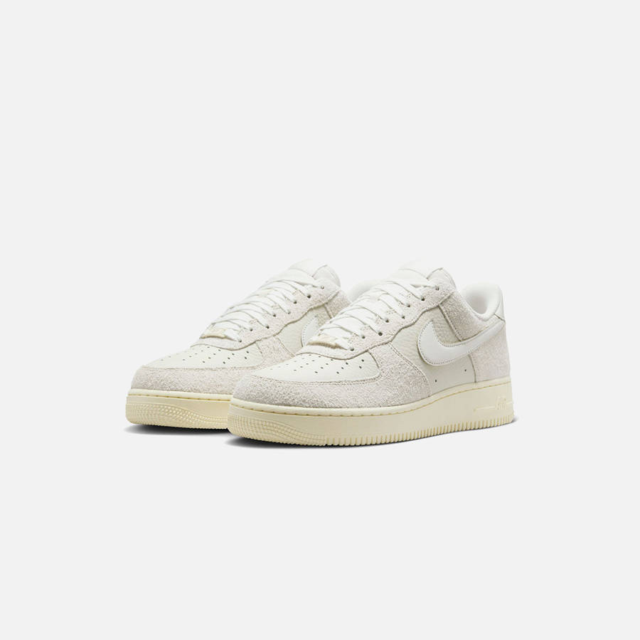White / Light Beige Men Kith Nike Air Force 1 Low Sneakers | 0956-PGWSZ