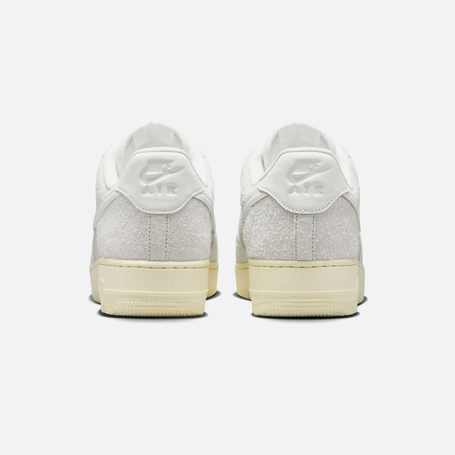 White / Light Beige Men Kith Nike Air Force 1 Low Sneakers | 0956-PGWSZ