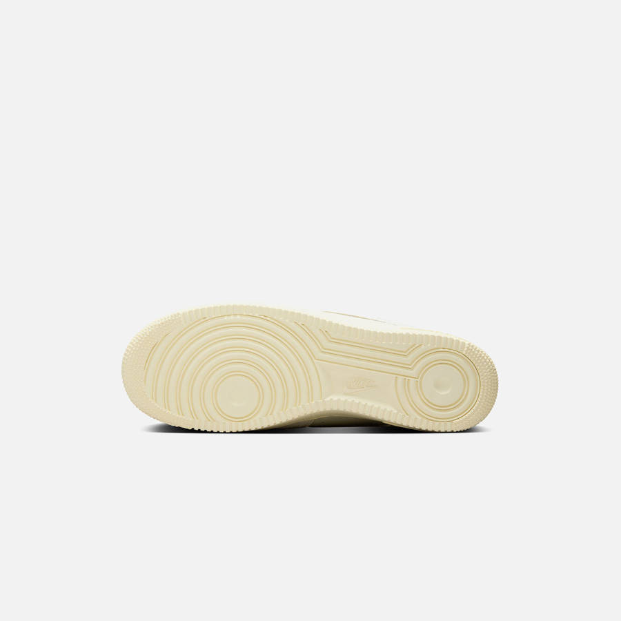 White / Light Beige Men Kith Nike Air Force 1 Low Sneakers | 0956-PGWSZ