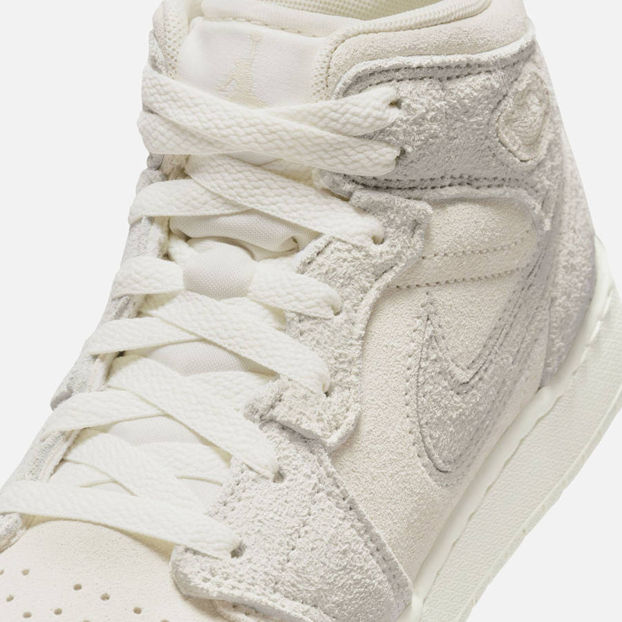 White / Light Brown Kids' Kith Jordan GS Air Jordan 1 Mid SE Craft Sneakers | 3627-QWUYV