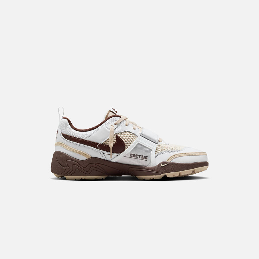 White / Light Chocolate Men Kith Nike x Travis Scott Jumpman Jack Zoom Field Jaxx Sneakers | 6283-ZGUXR