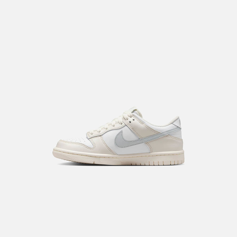 White / Light Silver Kids' Kith Nike GS Dunk Low Sneakers | 3457-LPMCJ