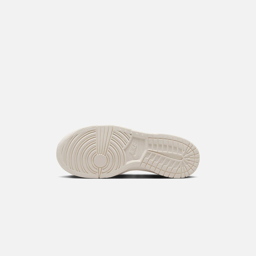 White / Light Silver Kids' Kith Nike GS Dunk Low Sneakers | 3457-LPMCJ