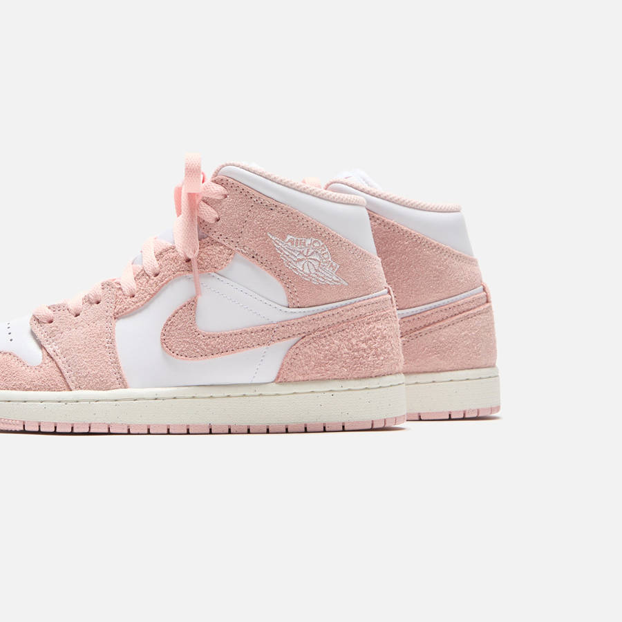 White / Pink Men Kith Jordan Air Jordan 1 Mid SE Sneakers | 6509-NRJLW