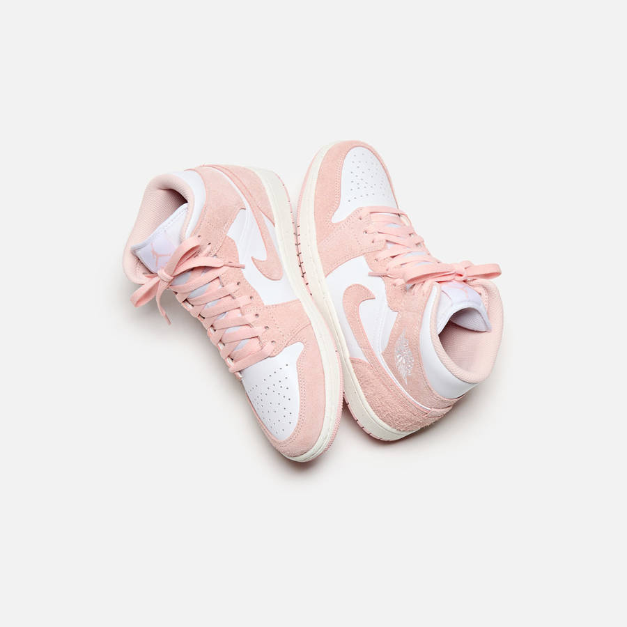 White / Pink Men Kith Jordan Air Jordan 1 Mid SE Sneakers | 6509-NRJLW