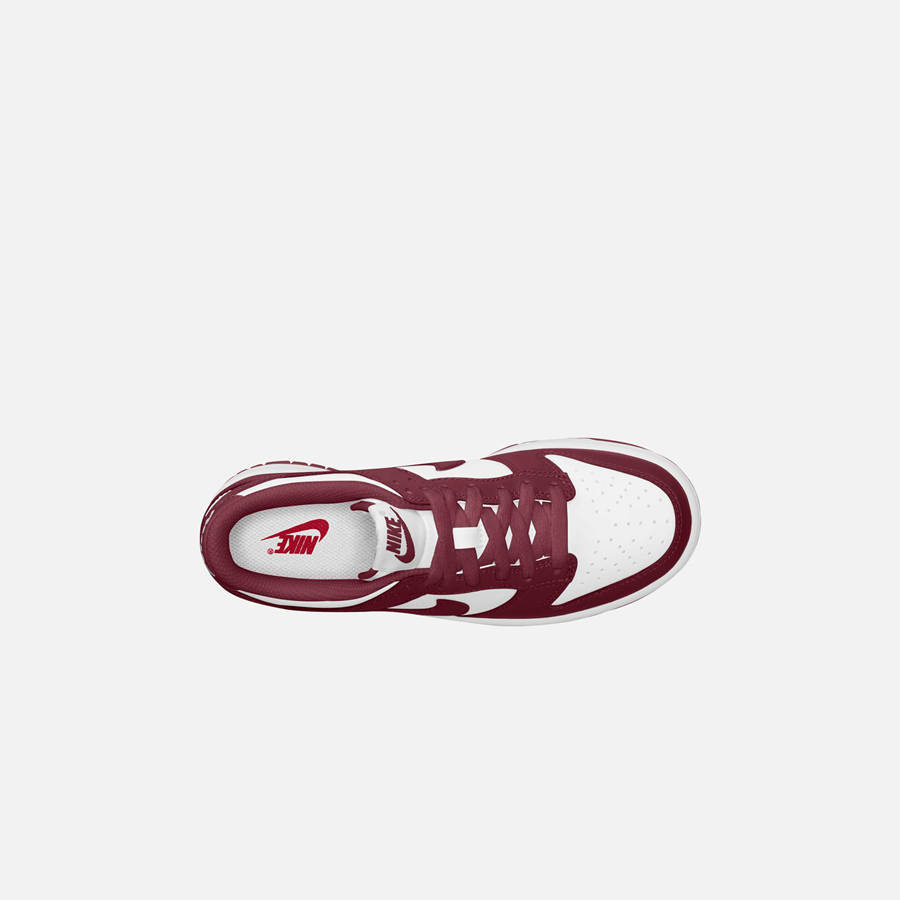 White / Red Kids' Kith Nike GS Dunk Low Sneakers | 4207-GCRLS