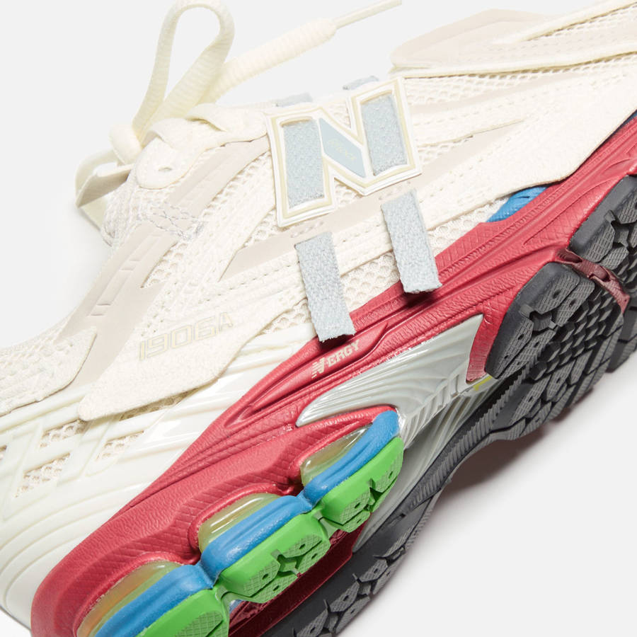 White / Red Men Kith New Balance 1906A Sneakers | 0736-VXGIU