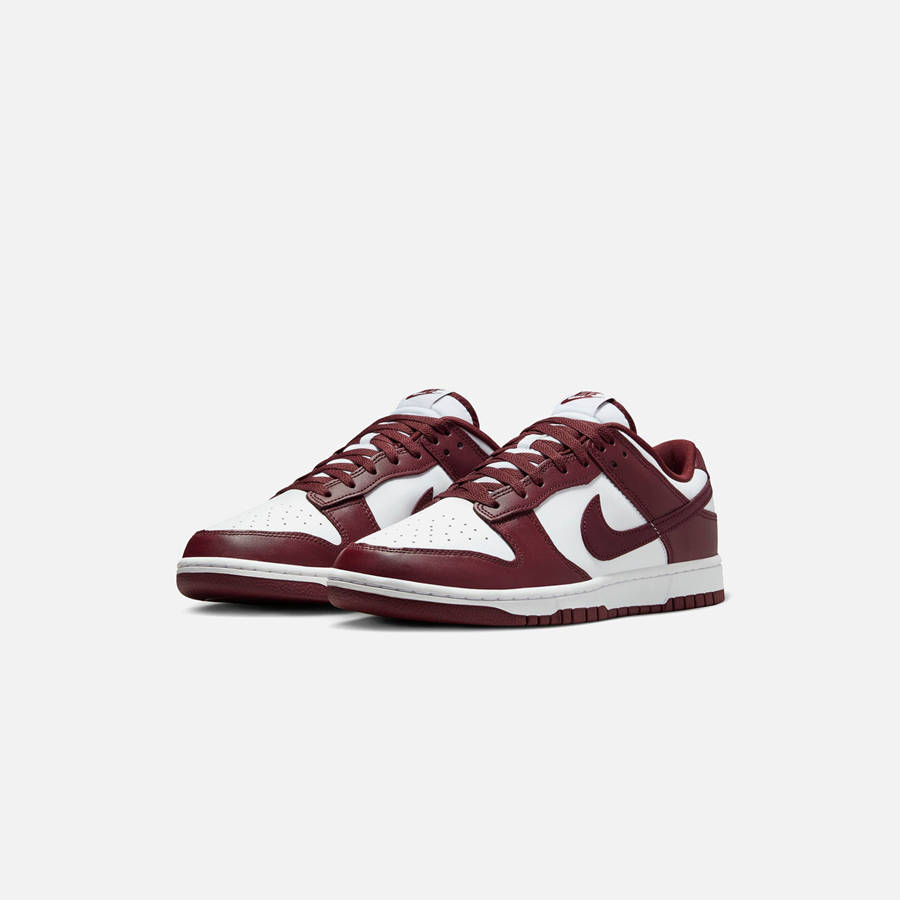 White / Red Men Kith Nike Dunk Low Retro Sneakers | 1740-BVOSJ