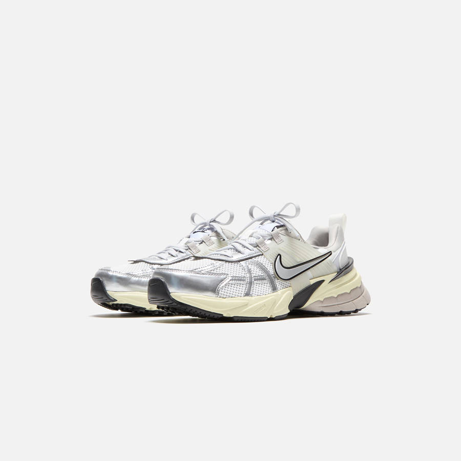 White / Silver Men Kith Nike V2K Run Sneakers | 5138-MRKDG
