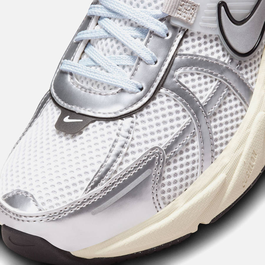 White / Silver Women Kith Nike WMNS V2K Runtekk Sneakers | 2739-LYFZM
