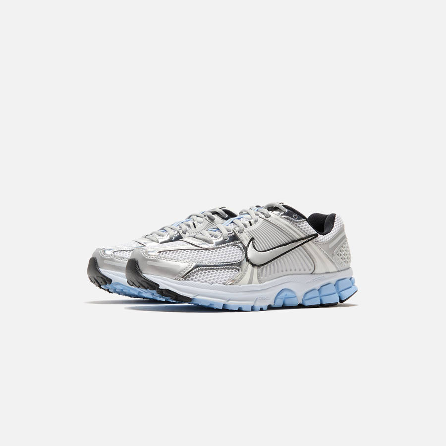 White / Silver / Platinum Women Kith Nike WMNS Zoom Vomero 5 Sneakers | 6473-BYPZJ