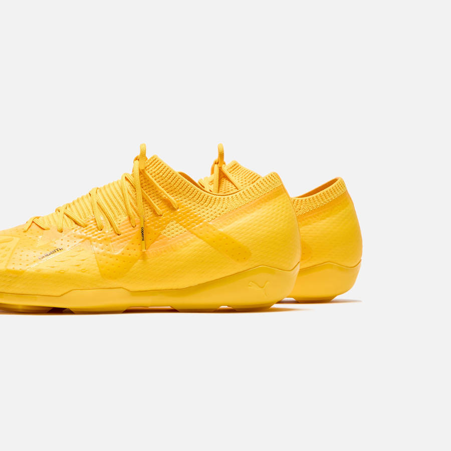 Yellow / Black Women Kith PUMA x Coperni 90SQR Sneakers | 6049-GIHDP