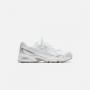 Silver / White